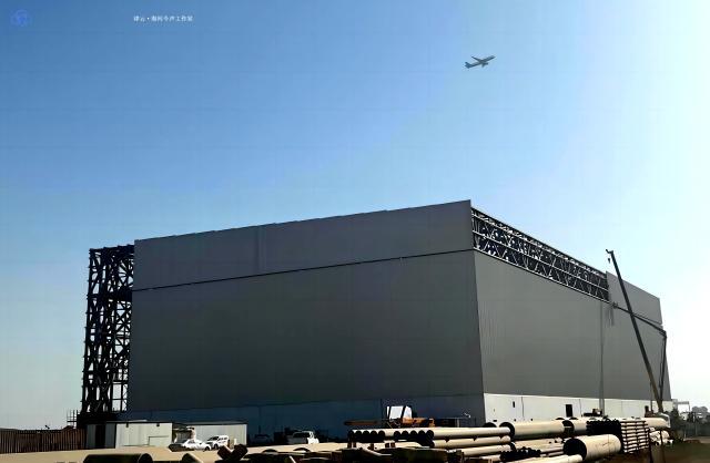 中铁十八局集团承建的沙特吉达机场维修机库项目现场