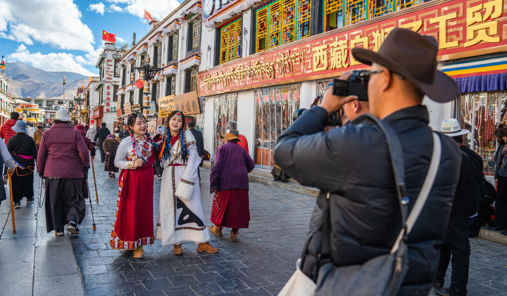 老街walk丨拉萨八廓街来世界屋脊的街头走走