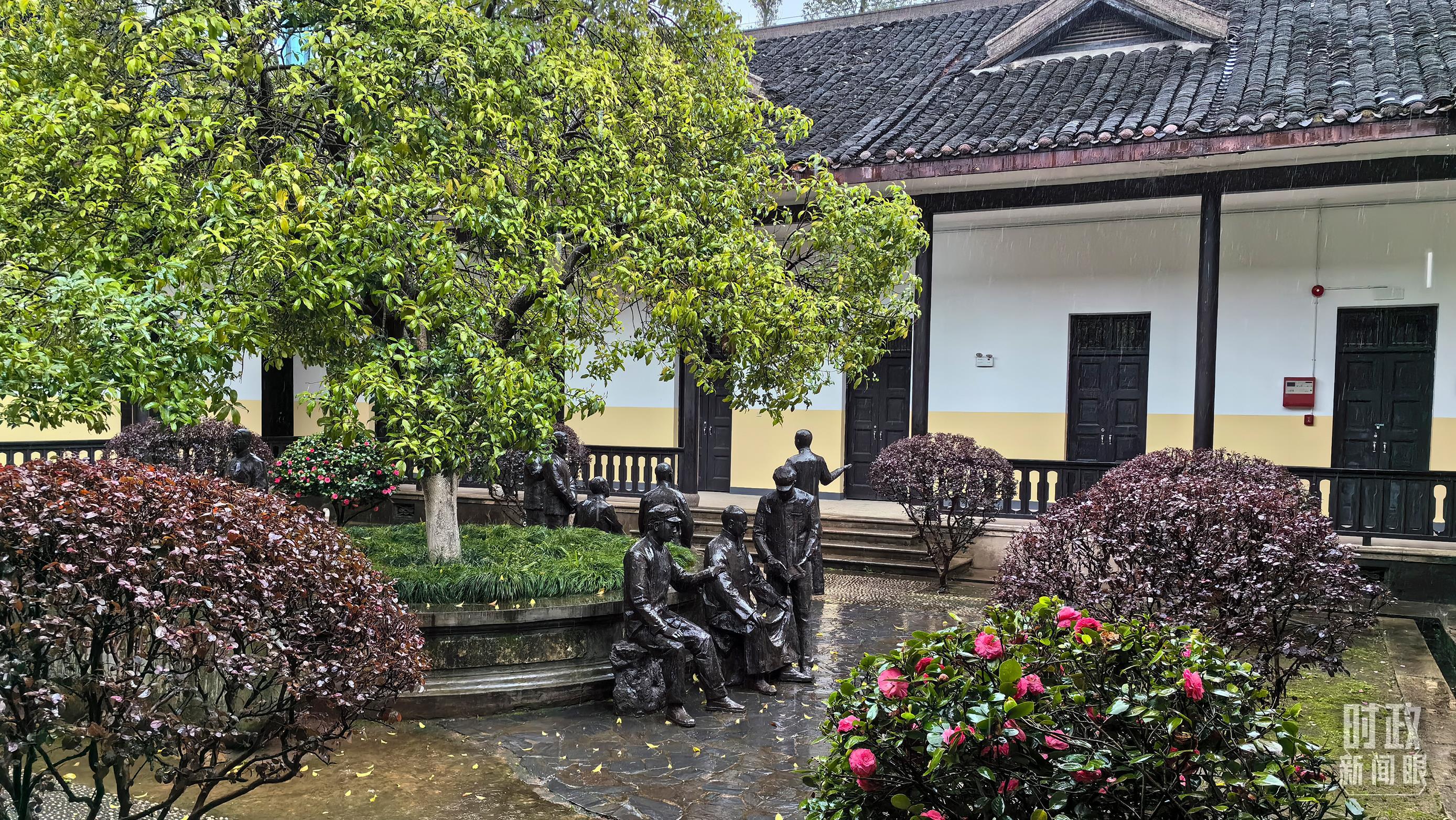 △湖南第一师范学院(城南书院校区)校园里。(总台央视记者赵化拍摄)