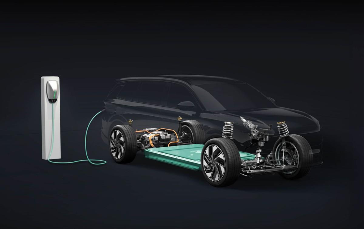 想要冰箱彩电大沙发?不用只盯着理想L8