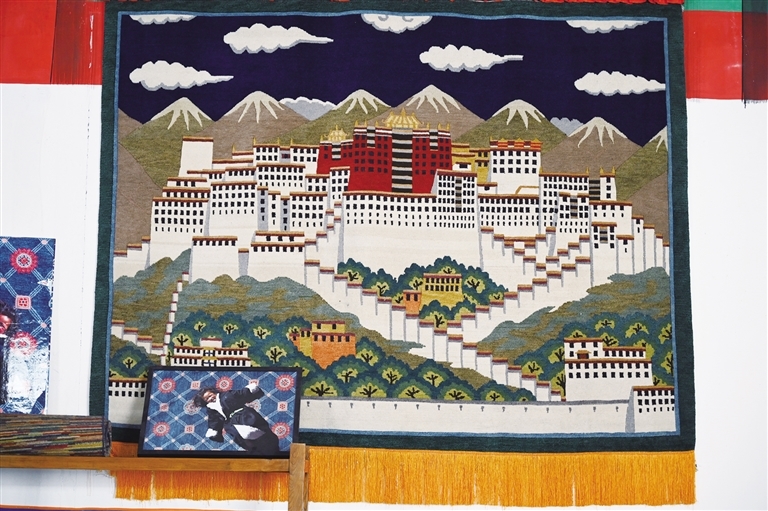 2014年生产的布达拉宫挂毯。
