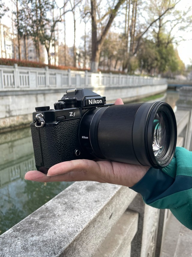 春天不能错过的樱花人像 尼康Z f+Z 85mm f/1.8 S实拍体验