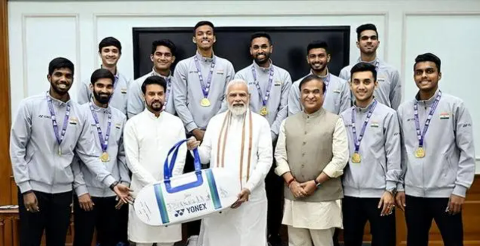 图说：印度总理莫迪本人是体育迷，亲自过问了许多青少年体育项目。