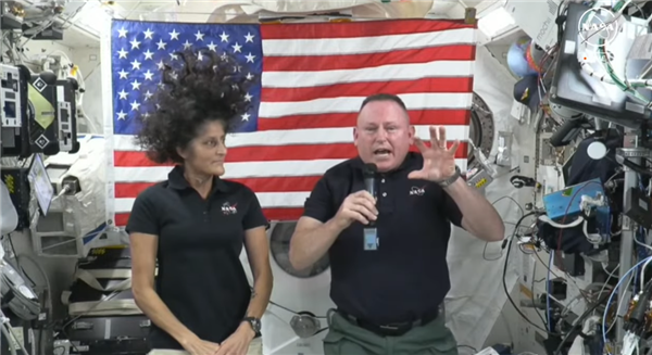 波音星际客机飞船着陆:宇航员还要在国际空间站困半年