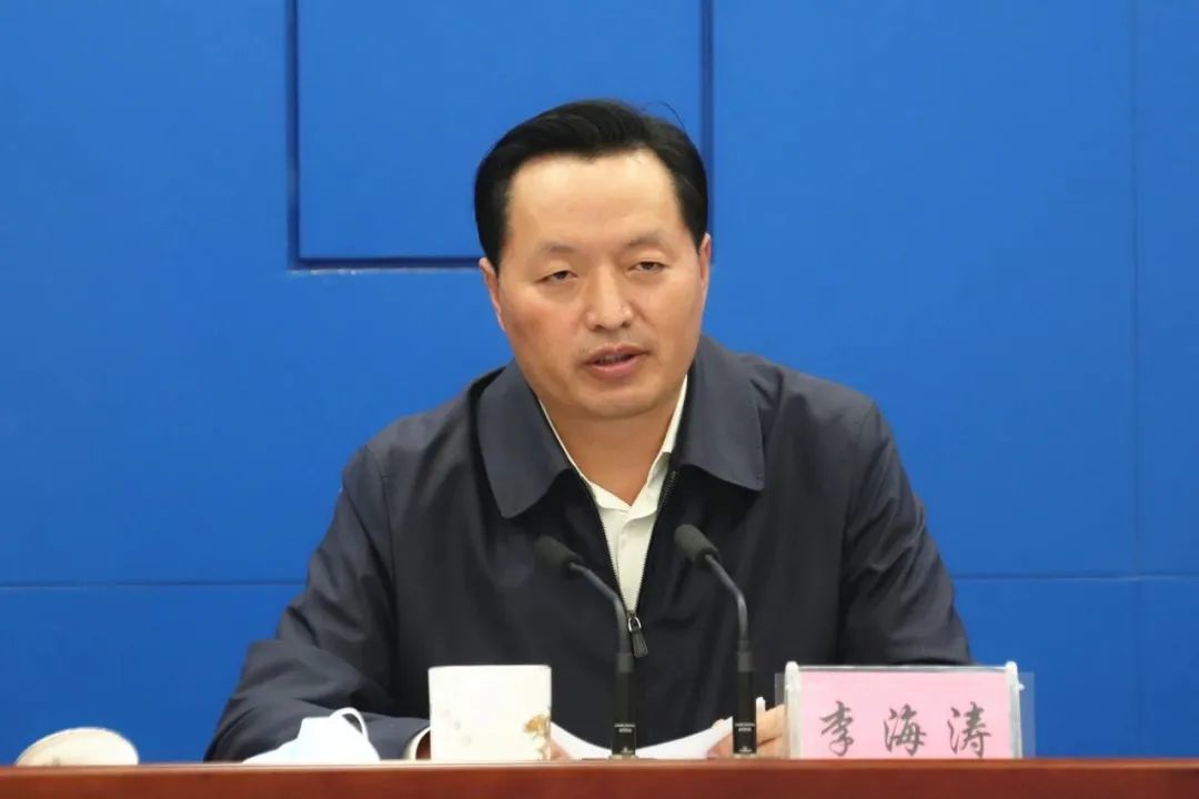 黑龙江省政协原副主席李海涛被逮捕，被指“搞迷信活动，处心积虑对抗组织审查”