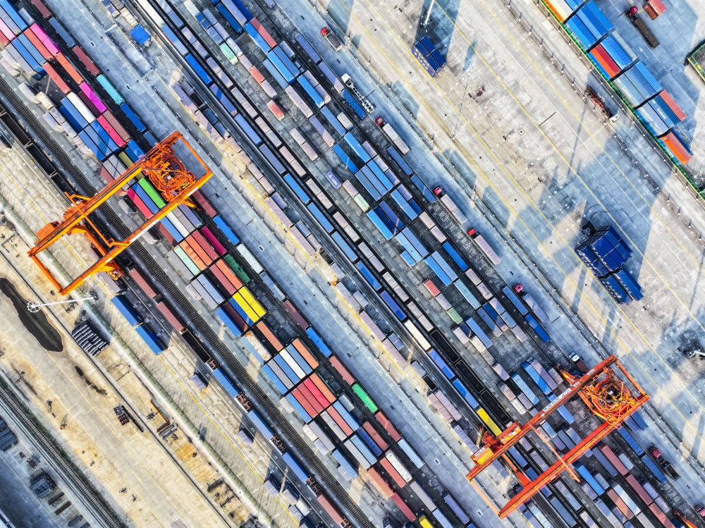 这是10月28日拍摄的重庆国际物流枢纽园区（无人机照片）。