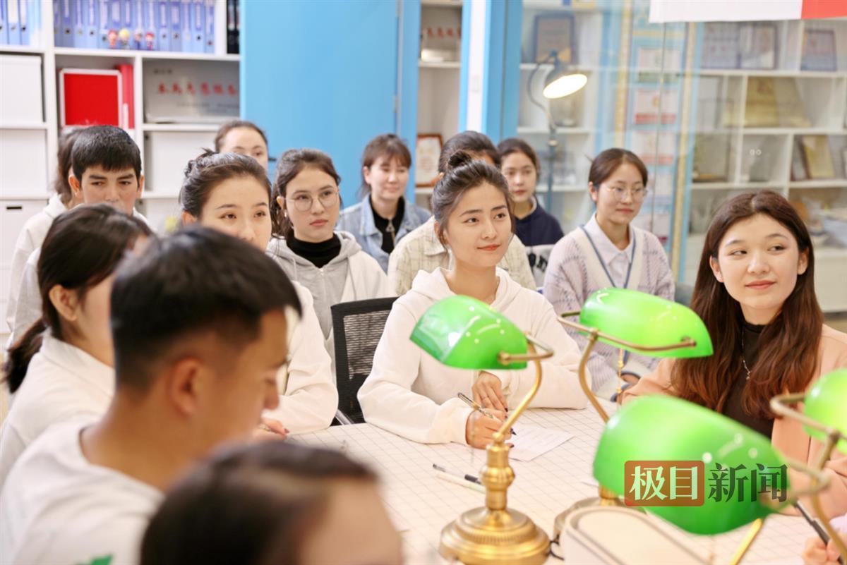 全国大学生民汉双语志愿服务团日常学习.png