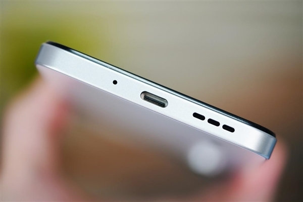 749元5G入门神机!Redmi 13C彩虹星纱图赏