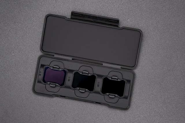 大疆Avata 2评测:新增一键花飞,自带桨保零基础上手的飞行体验无人机