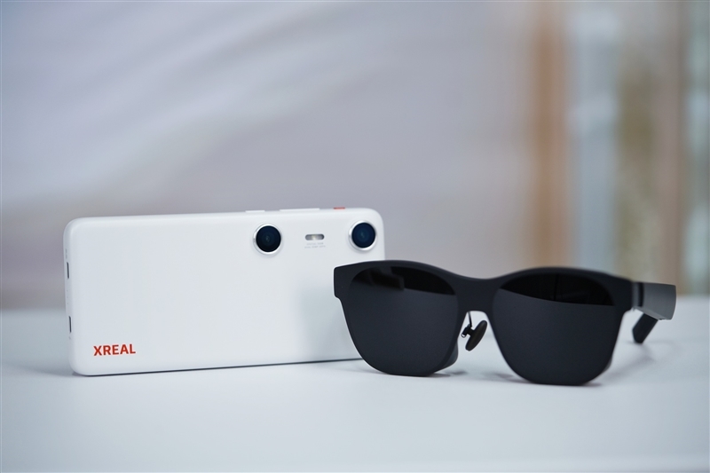 XREAL Beam Pro评测!手机2D应用转3D 安卓生态终于完成空间化跃迁