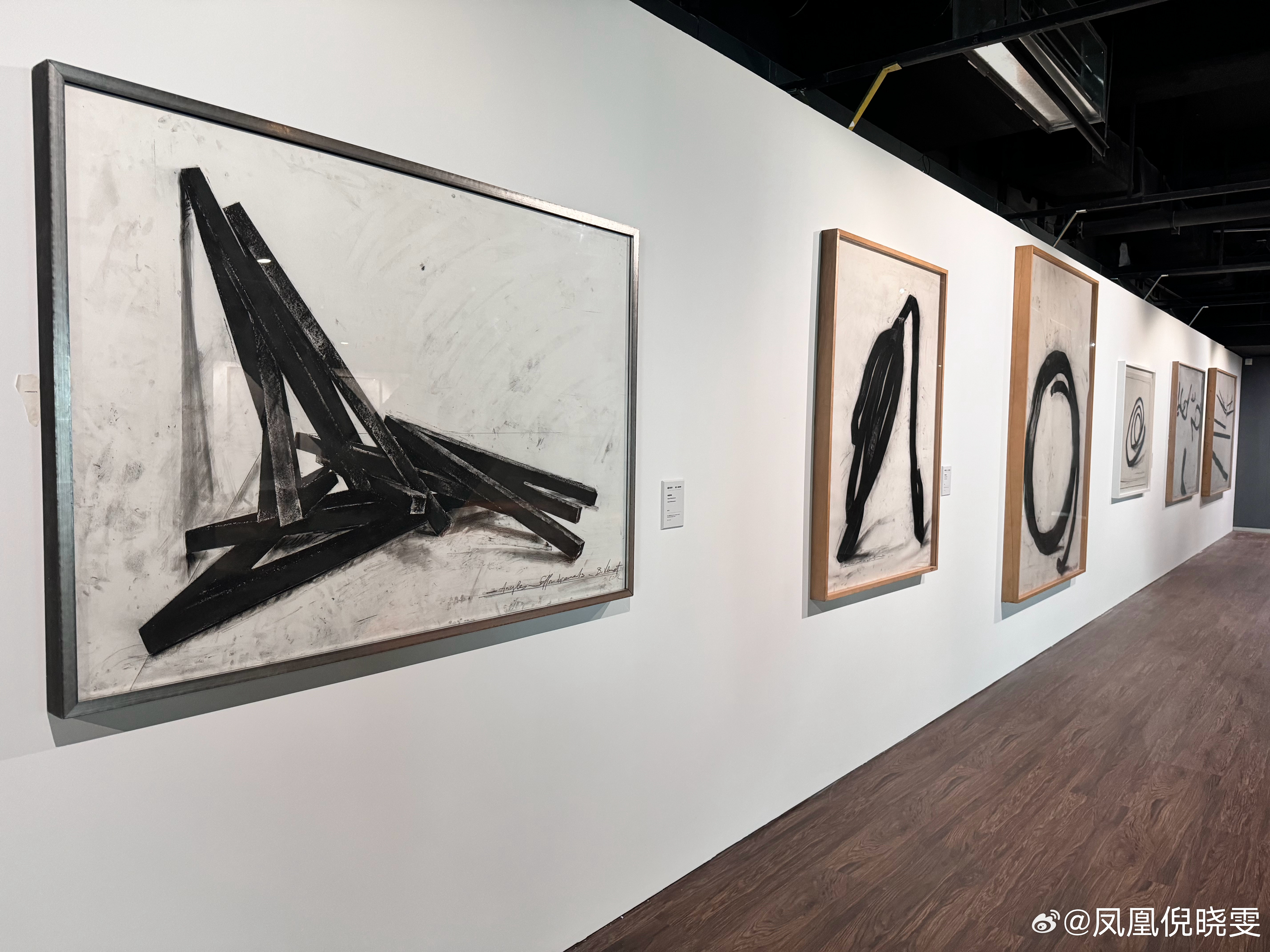 公司展览又上新了，这次是法国艺术家贝纳&middot;维内的回顾展，充满了不确定性
