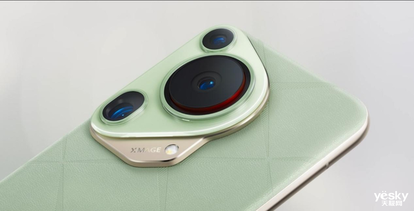 “出境易+天际通“,华为手机境外旅行必备!