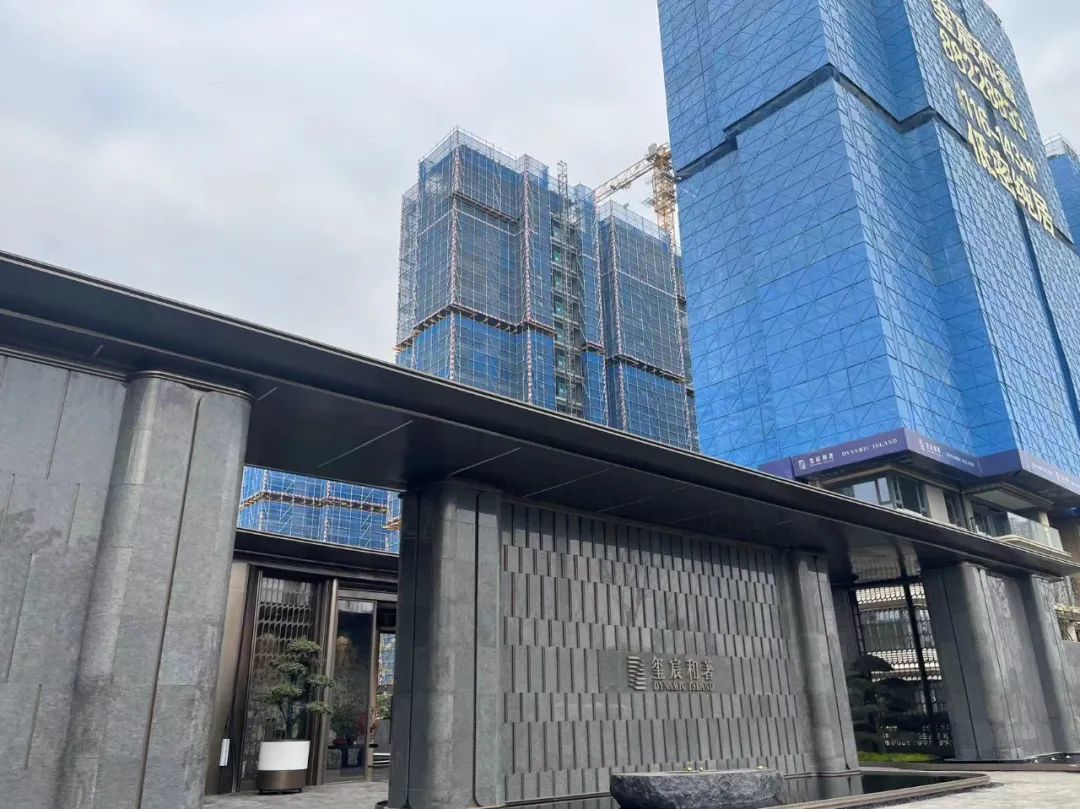 买房可抵扣10倍机票费、推荐成交最高奖10万⋯这个城市春节有近20家房企仍在抢客_凤凰网