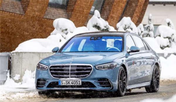 豪华轿车天花板!新款奔驰S级谍照曝光:有望2025年三季度发布