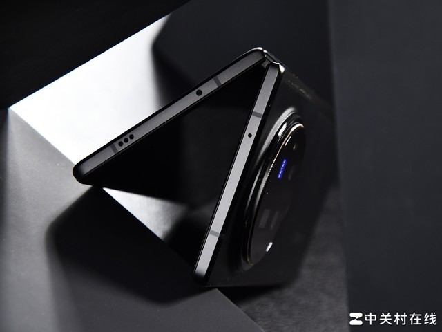 vivo X Fold3 Pro全面评测 超六边形战士