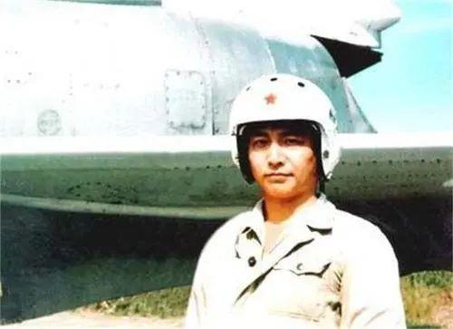 人民海军，生日快乐