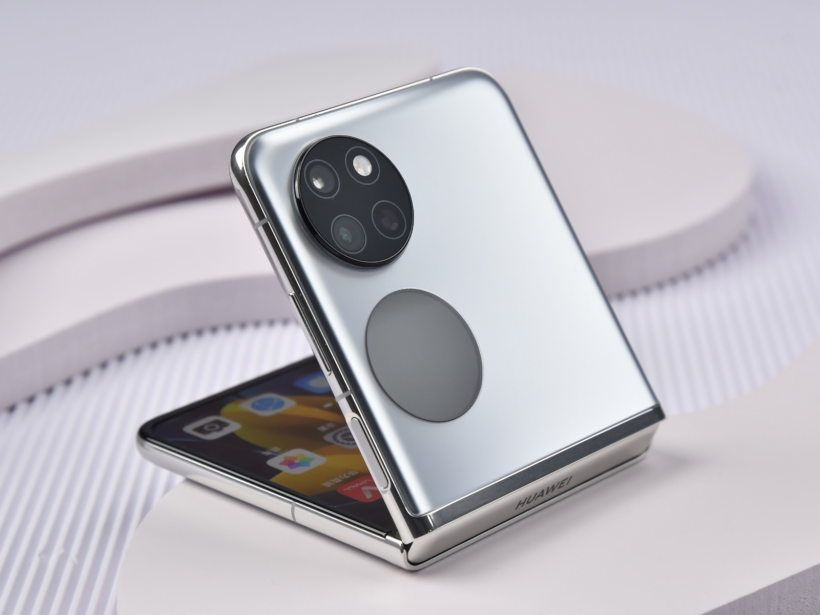 更便宜的华为折叠屏,华为nova Flip前瞻