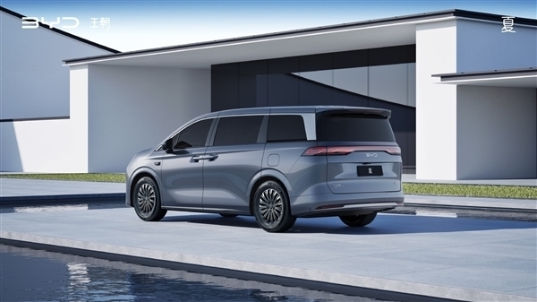DM5.0把MPV油耗打下来:全新MPV比亚迪夏实车曝光
