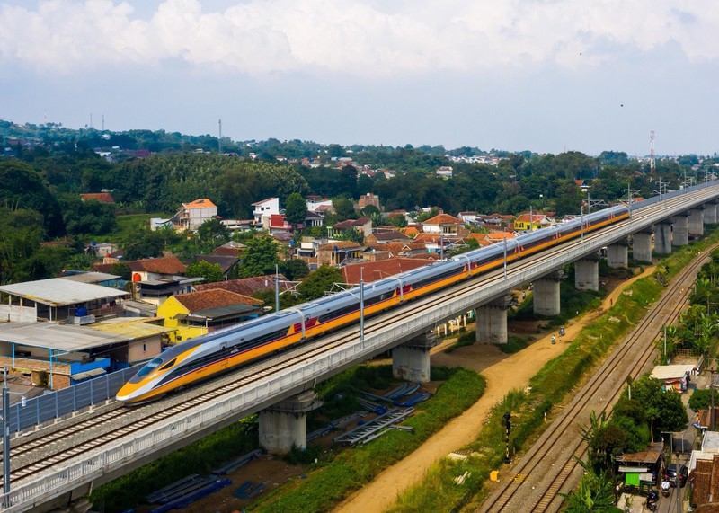 2023年5月22日，印度尼西亚雅万高铁开始联调联试/IC Photo