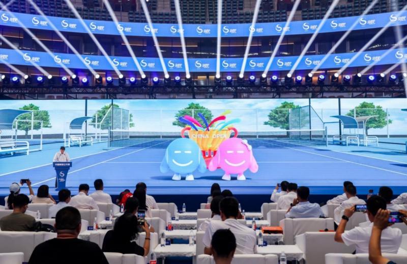 中网吉祥物“阿中”亮相。 中网组委会供图
