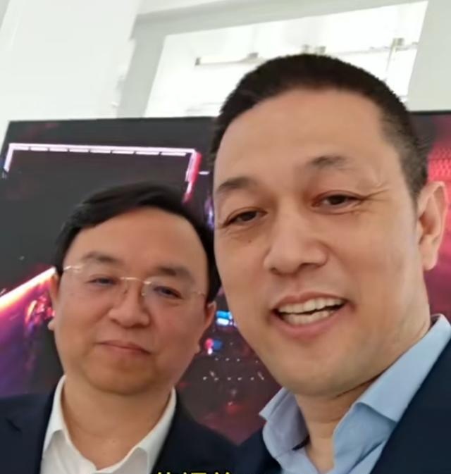 蔚来李斌:做不了车展最火的人,就做最忙的人