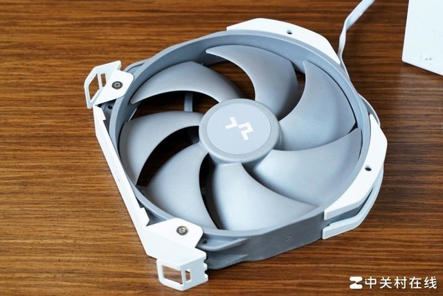 【有料评测】九州风神阿萨辛4S散热器评测 风冷“刺客大师”范儿