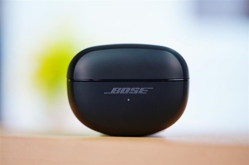 同品类音质天花板！Bose Ultra开放式耳机评测：沉浸空间音频让声音充满临场感
