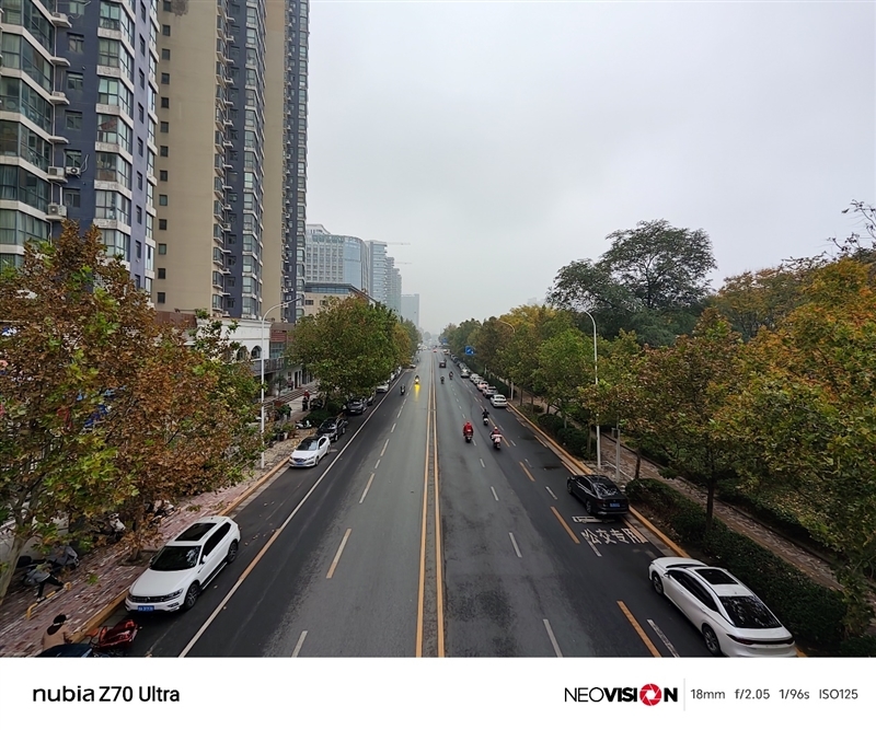 颜值巅峰 极简交互!努比亚Z70 Ultra深度评测:未来手机发展趋势风向标