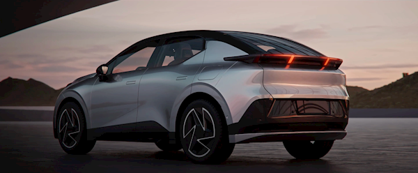 领克首款纯电SUV!领克Z20全球首秀:250kW后驱电机上车