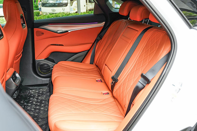 爆款实力与品质兼具 试驾体验比亚迪海狮07EV