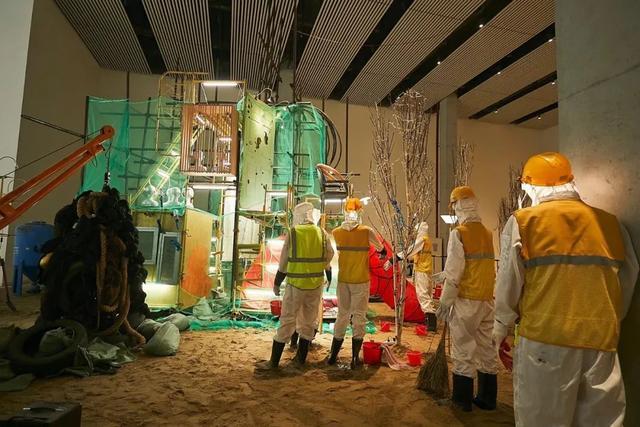 ▲ 李琳琳,《重建系列-歌咏兮》,综合材料,尺寸可变,2019