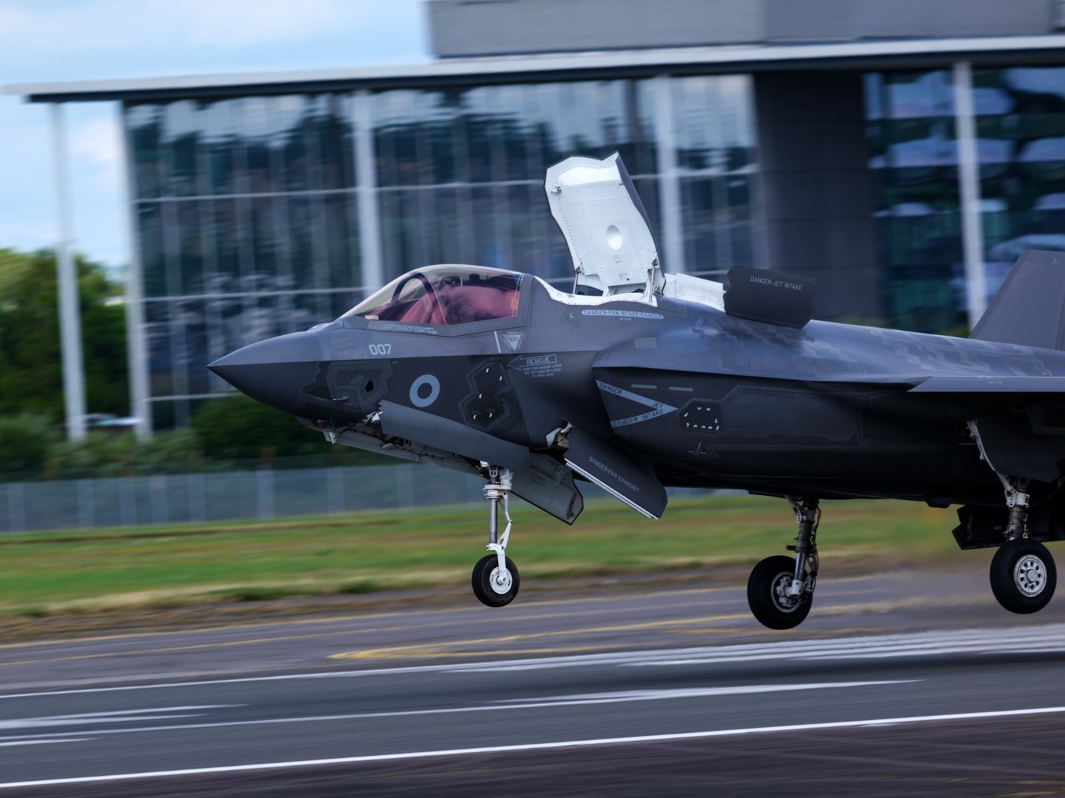 一亿像素的航空魅力 富士GFX100II与GF500mm F5.6记录英国RIAT与范堡罗航展