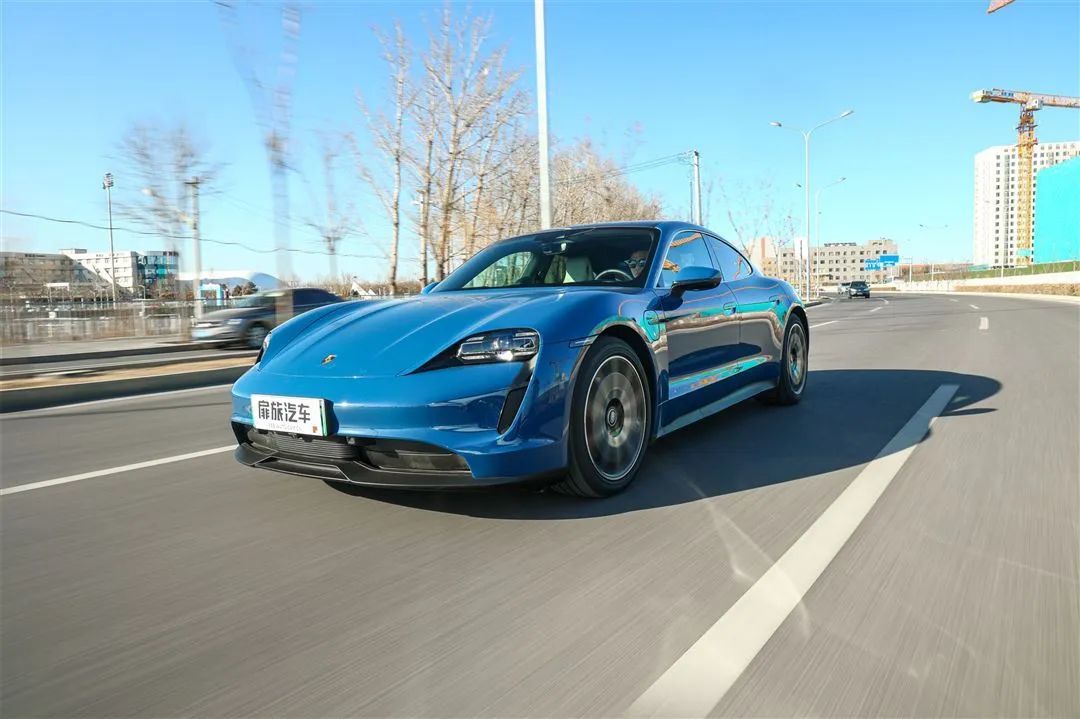 二刷taycan保时捷的电车是什么水平