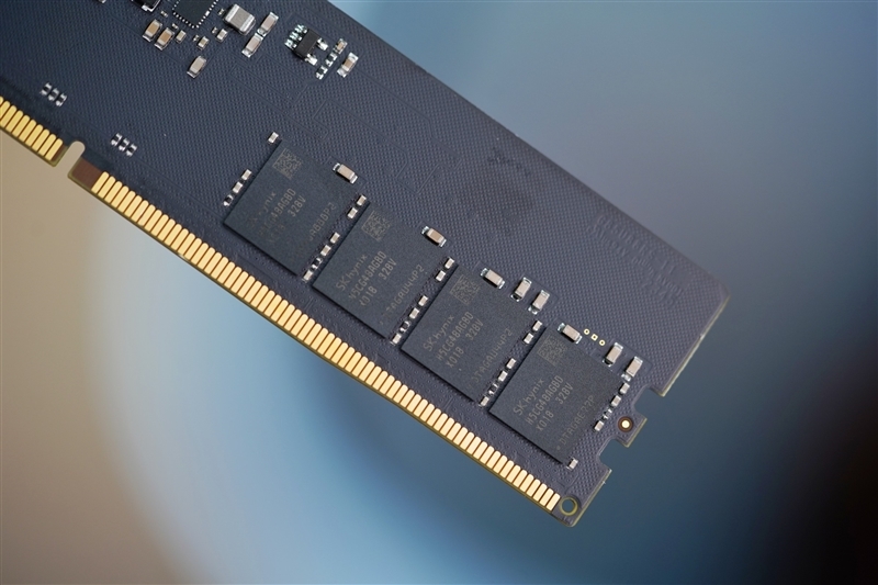 唯一获得SK海力士官方认证!雷克沙ARES RGB DDR5 8000 32GB套条内存评测:买得起的高端旗舰内存