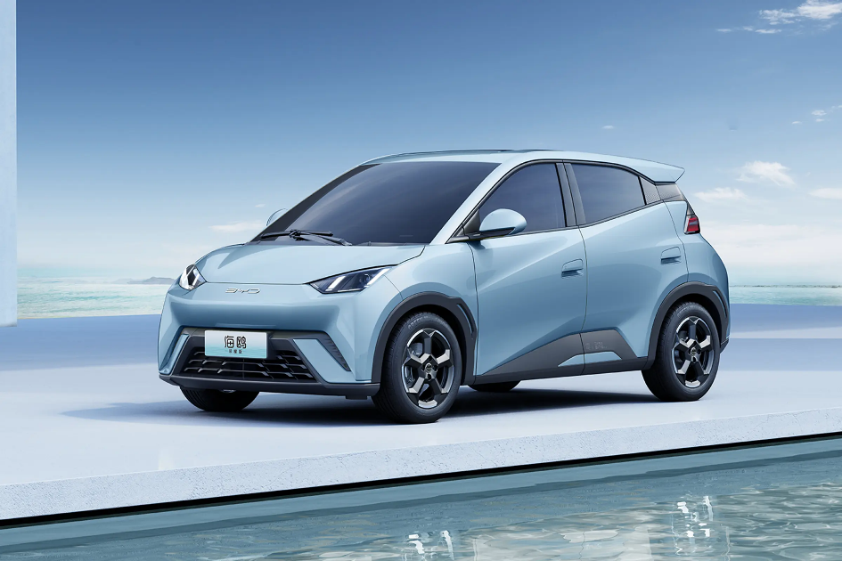 比亚迪6月销量超34万辆,百万级的仰望卖了418辆,秦家族超6万