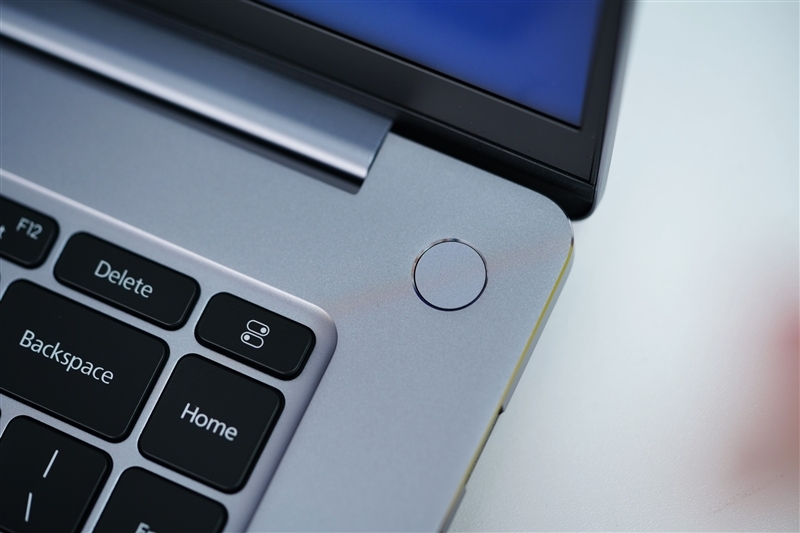 Redmi Book Pro 16 2024笔记本评测:70W全能释放 刷新轻薄本上限