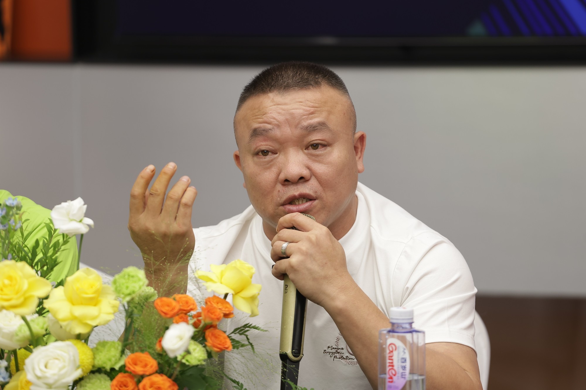 171台机器 171颗i9K芯 全国最大全场i9K电竞馆起航