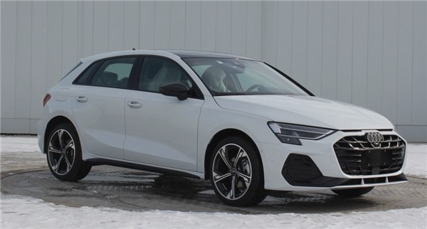 每日车圈新鲜事:零跑C16大定超1万|坦克800谍照曝光|2025款奥迪A3亮相