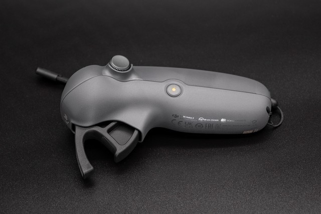 大疆Avata 2评测:新增一键花飞,自带桨保零基础上手的飞行体验无人机