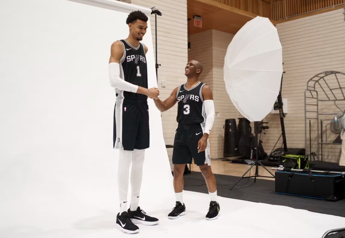 NBA马刺赛季前瞻：文班+保罗，复兴之路近在咫尺？_凤凰网, image size:1136x786