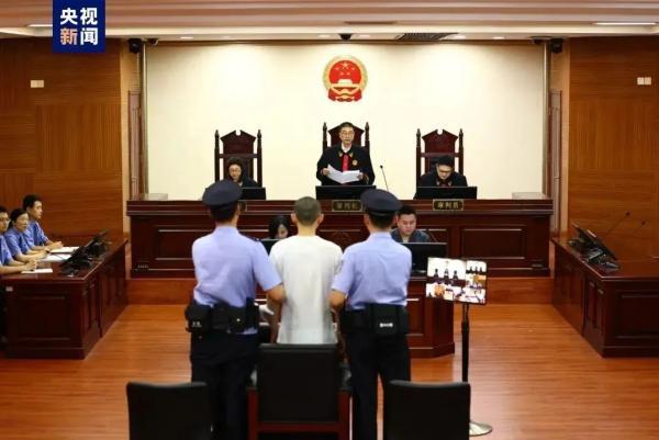 吴谢宇案死刑复核裁定书：最高法这样评判案件两大焦点