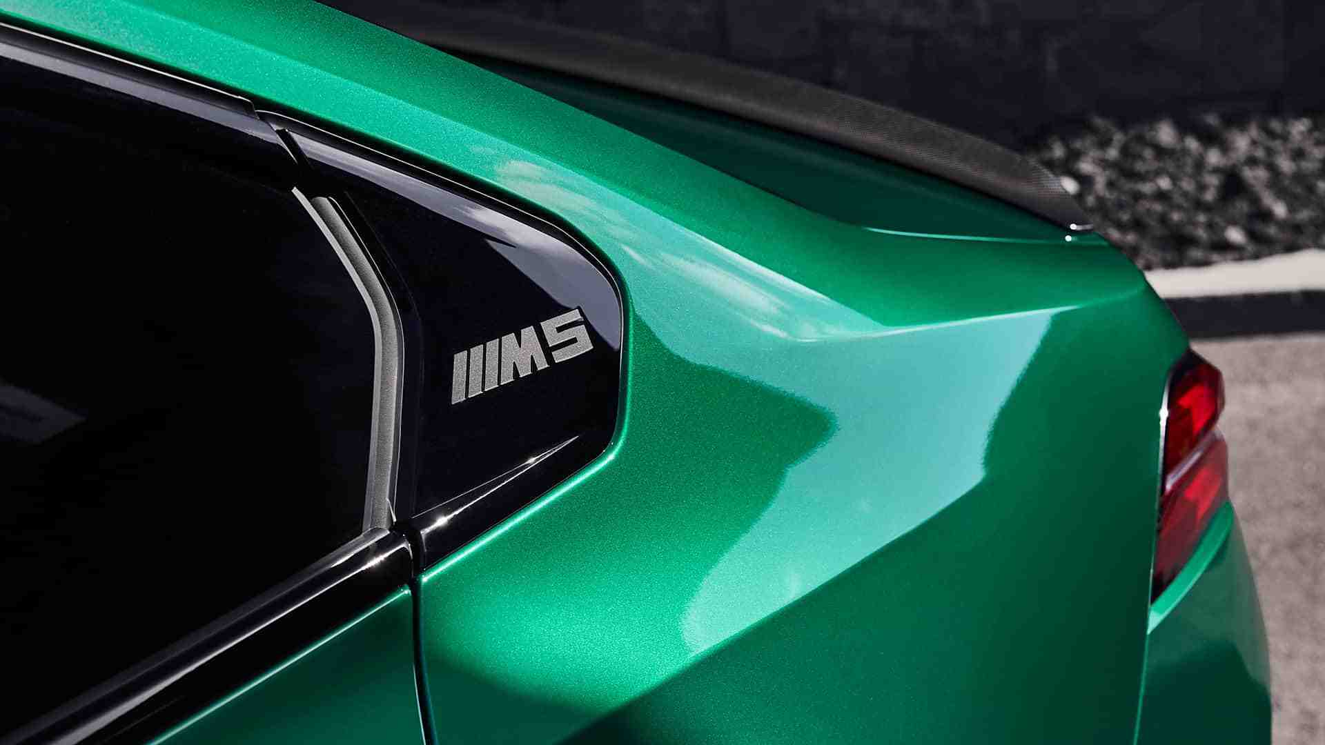 高性能燃油车不死 全新一代宝马M5官图发布 4.4T V8插混 能上绿牌?