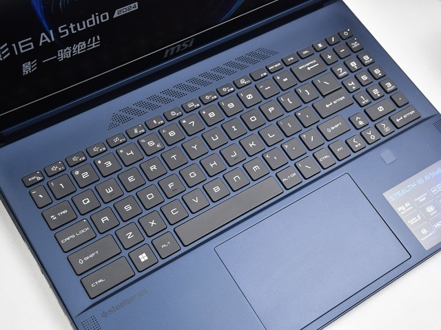 上手体验微星绝影16 AI Studio 2024:做工精湛 性能强悍的AI PC