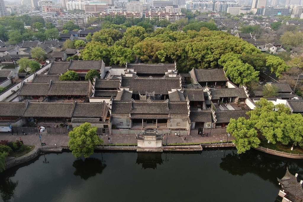 文化中国行&middot;营造之法丨七夕晒书@亚洲现存最古老的藏书楼