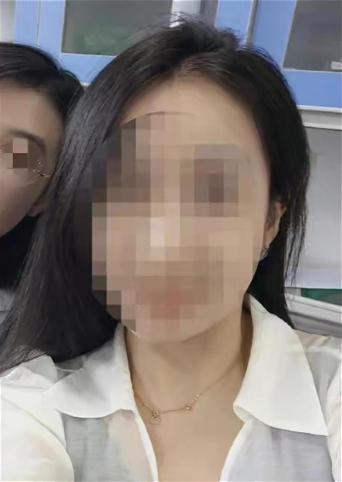 小娄照片
