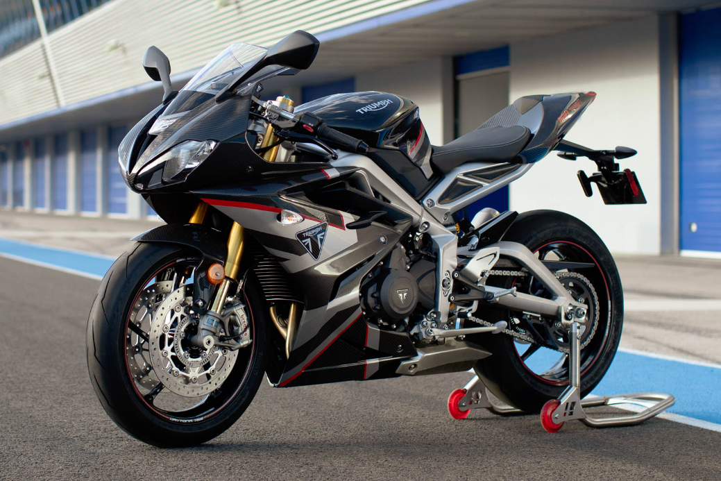 轻松跨入凯旋门凯旋daytona660售价789万元400系列只卖339万元起