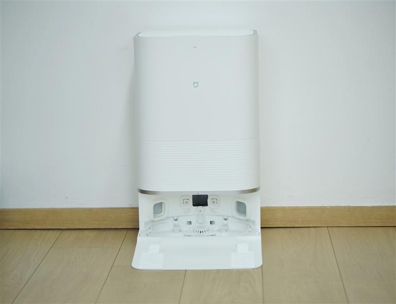 万帕吸力亲民价位 米家扫拖机器人M40评测:高性价比懒人清洁神器