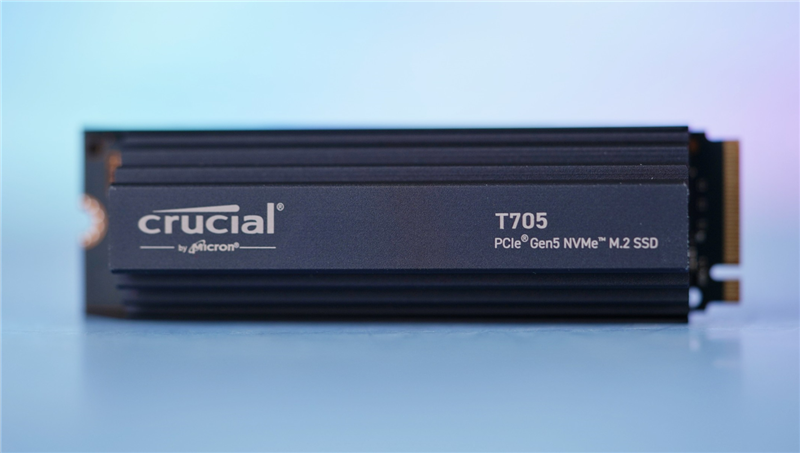 突破PCIe 5.0 SSD性能极限!英睿达T705 2TB SSD评测:最高读取14500MB/s 缓外也有1.3GB/s
