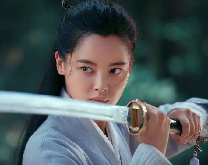 都当演员了，还舍不得给父亲买电脑？