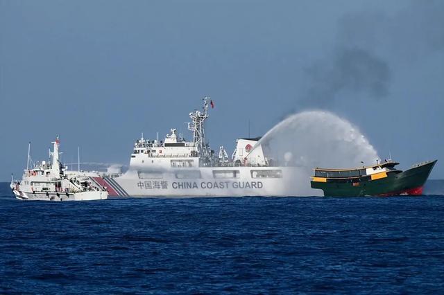 【为了解决仁爱礁这艘破船，中国近期一直在做舆论准备】